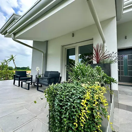 Villa Risorgimento - 25 Minutes From Venice Mira